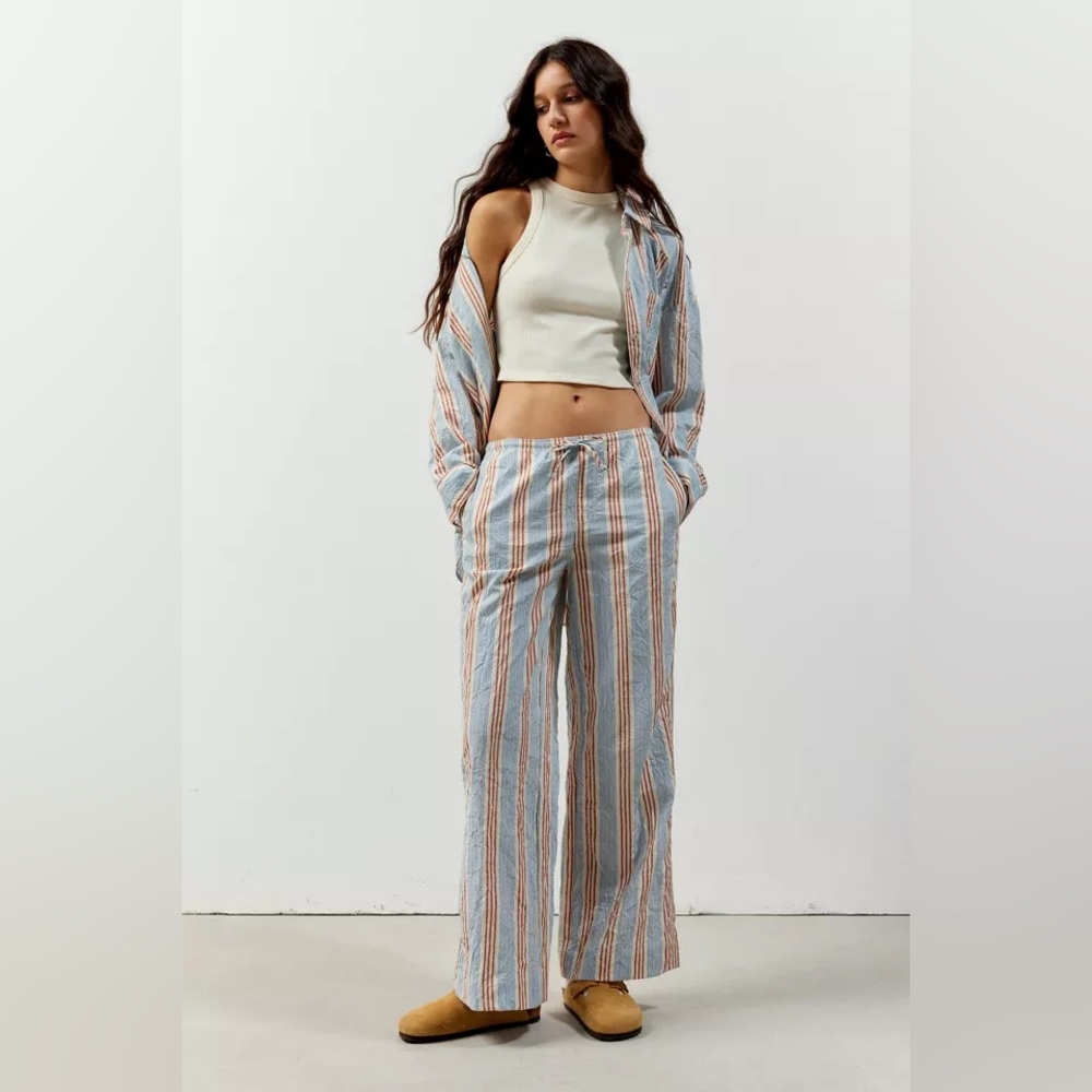 Chic Striped Wide Leg Pants in Blue and Tan
